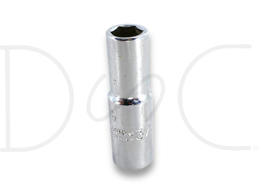 Used good condition Proto 3/8" Deep Socket 3/8" Drive 6 Point Sae 6Pt Chrome USA 5012H with light wear, suitable for Ford Powerstroke diesel engine repairs and maintenance. Chrome finish for durability and corrosion resistance.