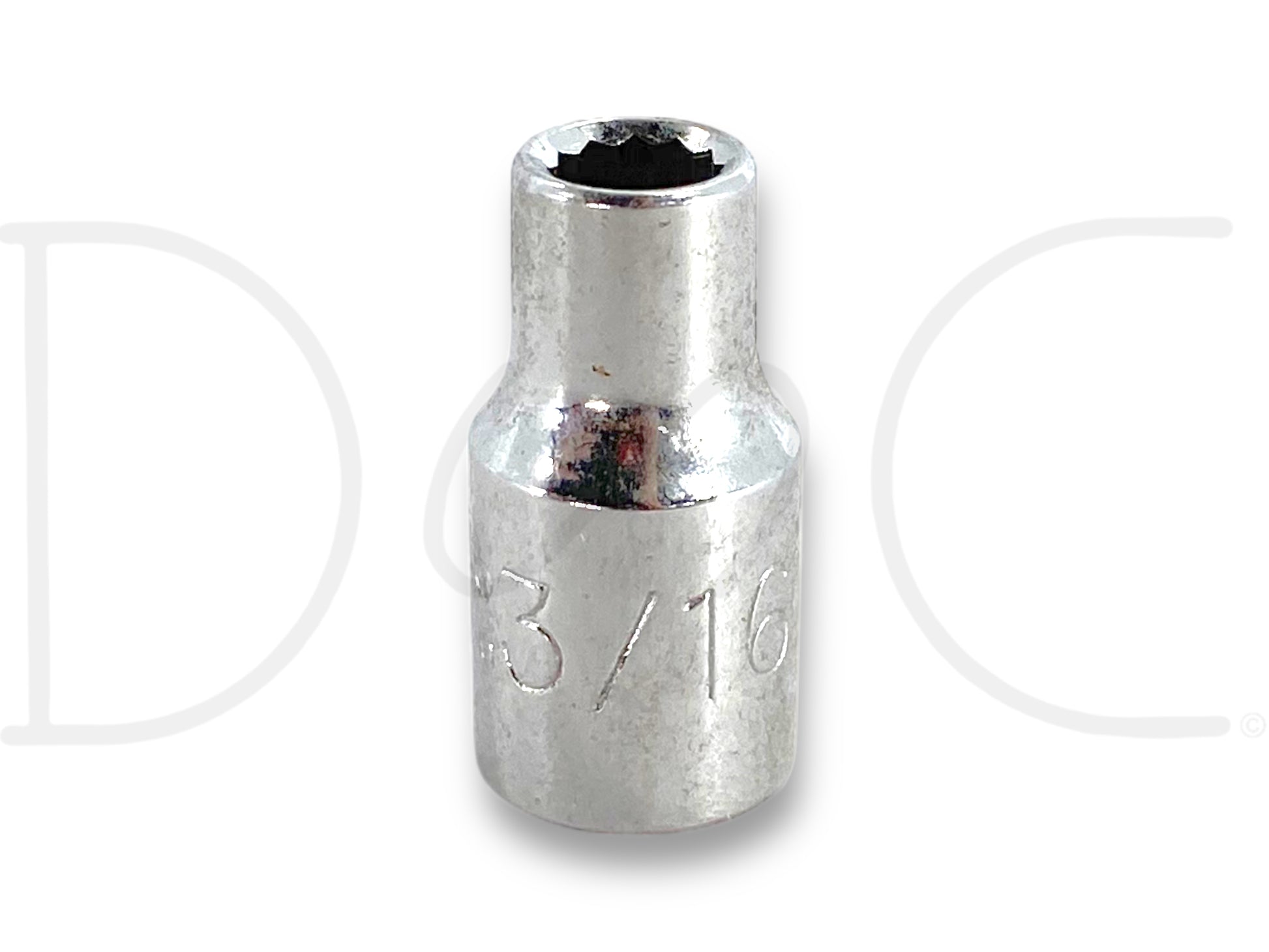Proto 3/16" Shallow Socket 1/4" Drive 12 Point Sae 12Pt Chrome USA 4706T, used with light wear, chrome finish, designed for automotive or mechanical applications requiring a 12-point socket for precise fit on fasteners.