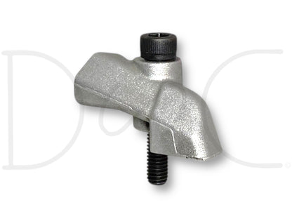 94-02 Ford F250 F350 7.3 7.3L Injector Oil Exhaust Spout Deflector W/ Bolt OE