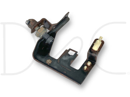 1997 Ford E250 E350 Van 7.3L 7.3 Exhaust Backpressure Sensor Mount Bracket OE