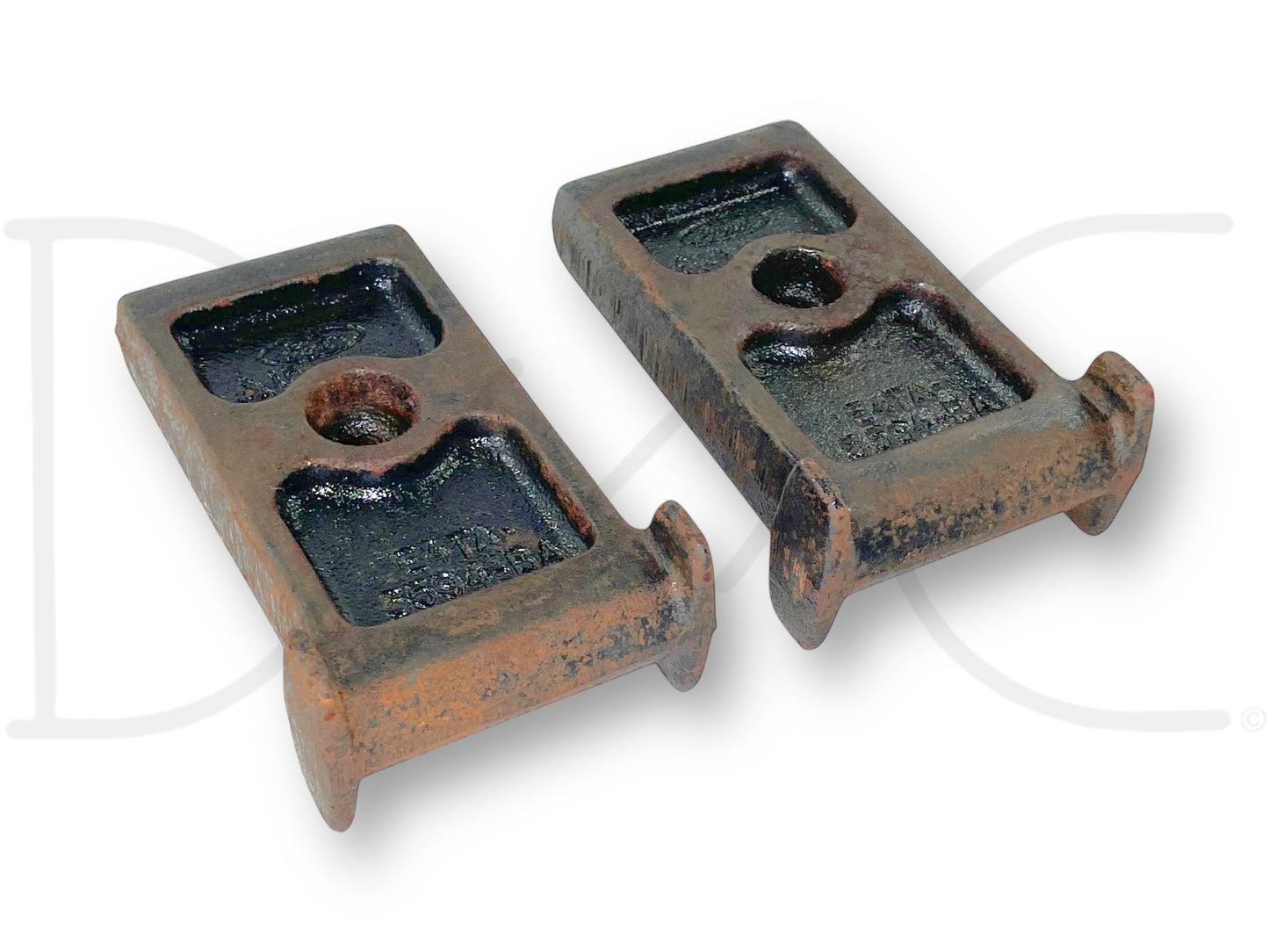 85-97 Ford F250 F350 Rear Auxiliary Leaf Spring Spacer Mount Set E4Ta-5594-BA