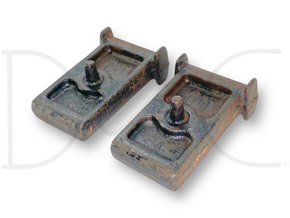 85-97 Ford F250 F350 Rear Auxiliary Leaf Spring Spacer Mount Set E4Ta-5594-BA