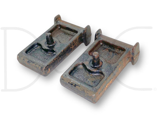 85-97 Ford F250 F350 Rear Auxiliary Leaf Spring Spacer Mount Set E4Ta-5594-BA