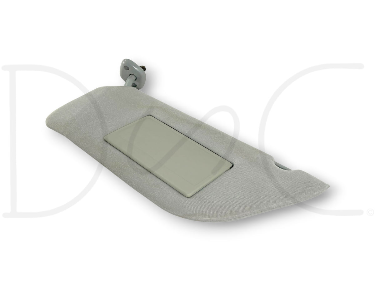 02-07 Ford F250 F350 LH Left Driver Sun Visor Gray W/ Lighted Mirror OEM