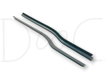 99-07 Ford F250 F350 RH Right Passenger Front Door Window Sweep Seal Set Sweeps