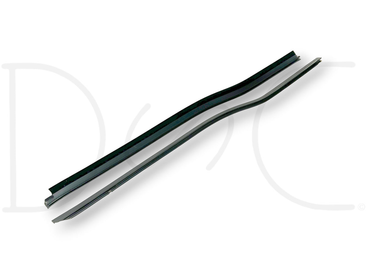 99-07 Ford F250 F350 RH Right Passenger Front Door Window Sweep Seal Set Sweeps