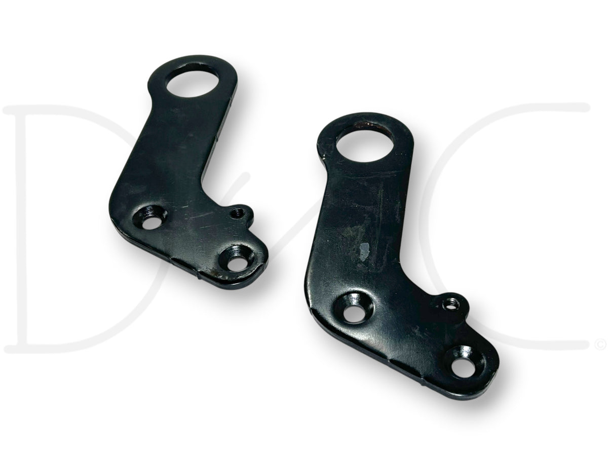 03-07 Ford F250 F350 6.0 6.0L Powerstroke Engine Lifting Eye Hook Bracket Set OE