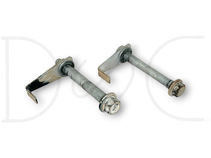 99-07 Ford F250 F350 Rear Leaf Spring To Frame Bolt Set [2] Bolts OE