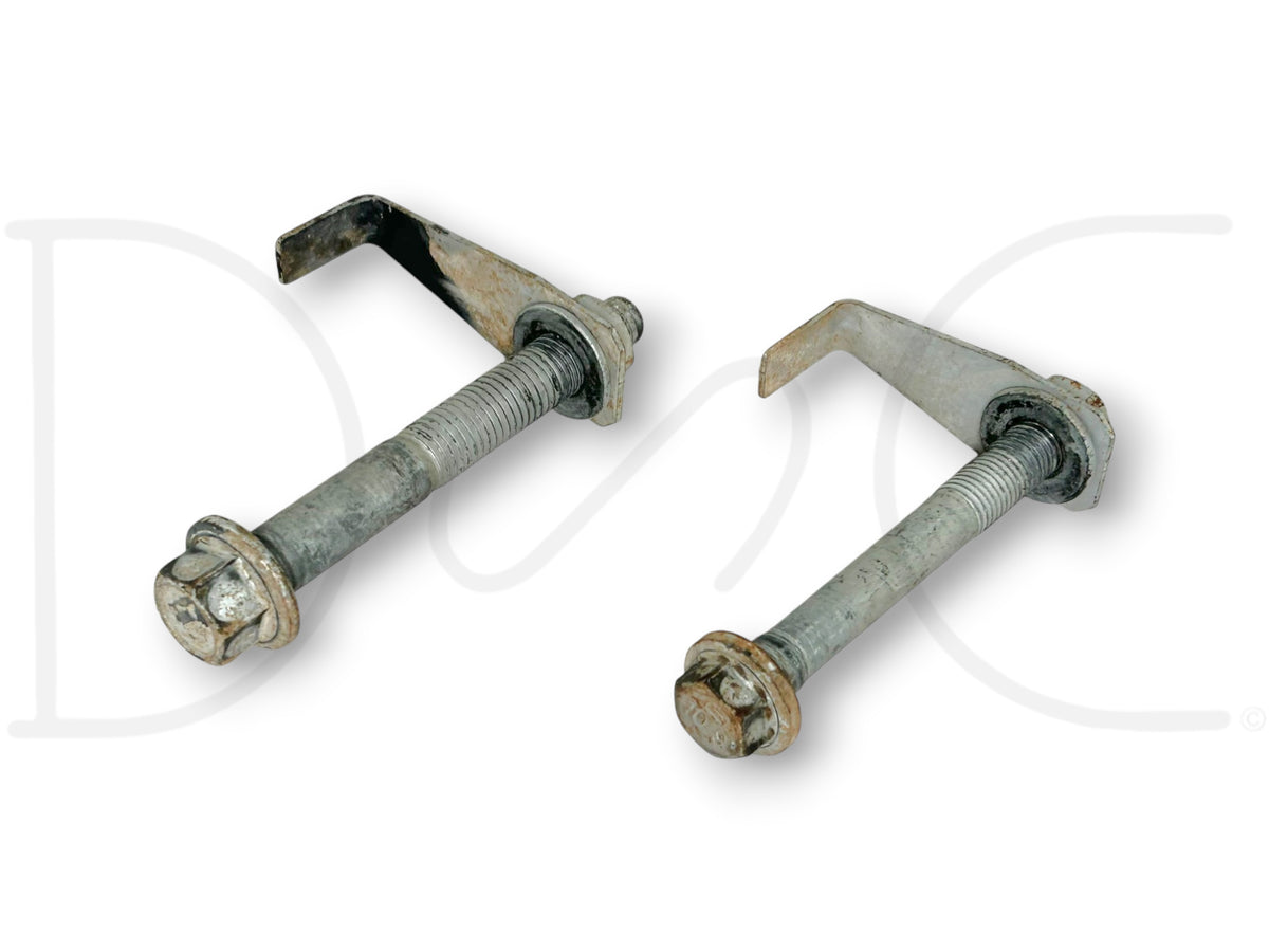 99-07 Ford F250 F350 Rear Leaf Spring To Frame Bolt Set [2] Bolts OE