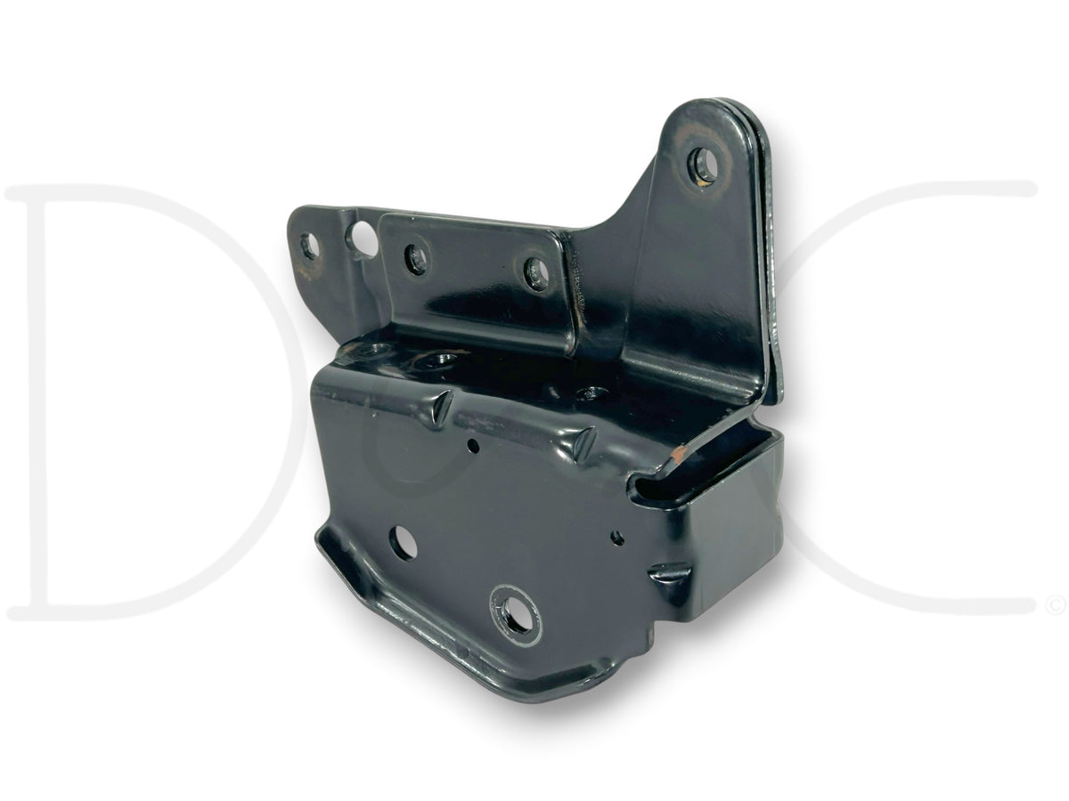 05-07 Ford F250 F350 RH Right Passenger 4WD 4X4 Radius Arm Bracket Frame Mount