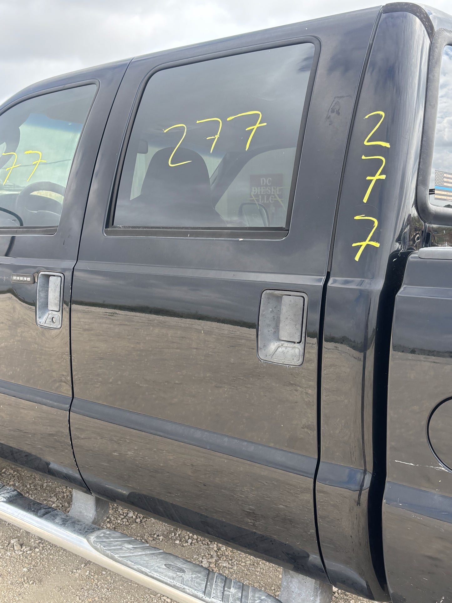 99-07 Ford F250 F350 Rear LH Left Driver Crew Cab Door UD Black Electric