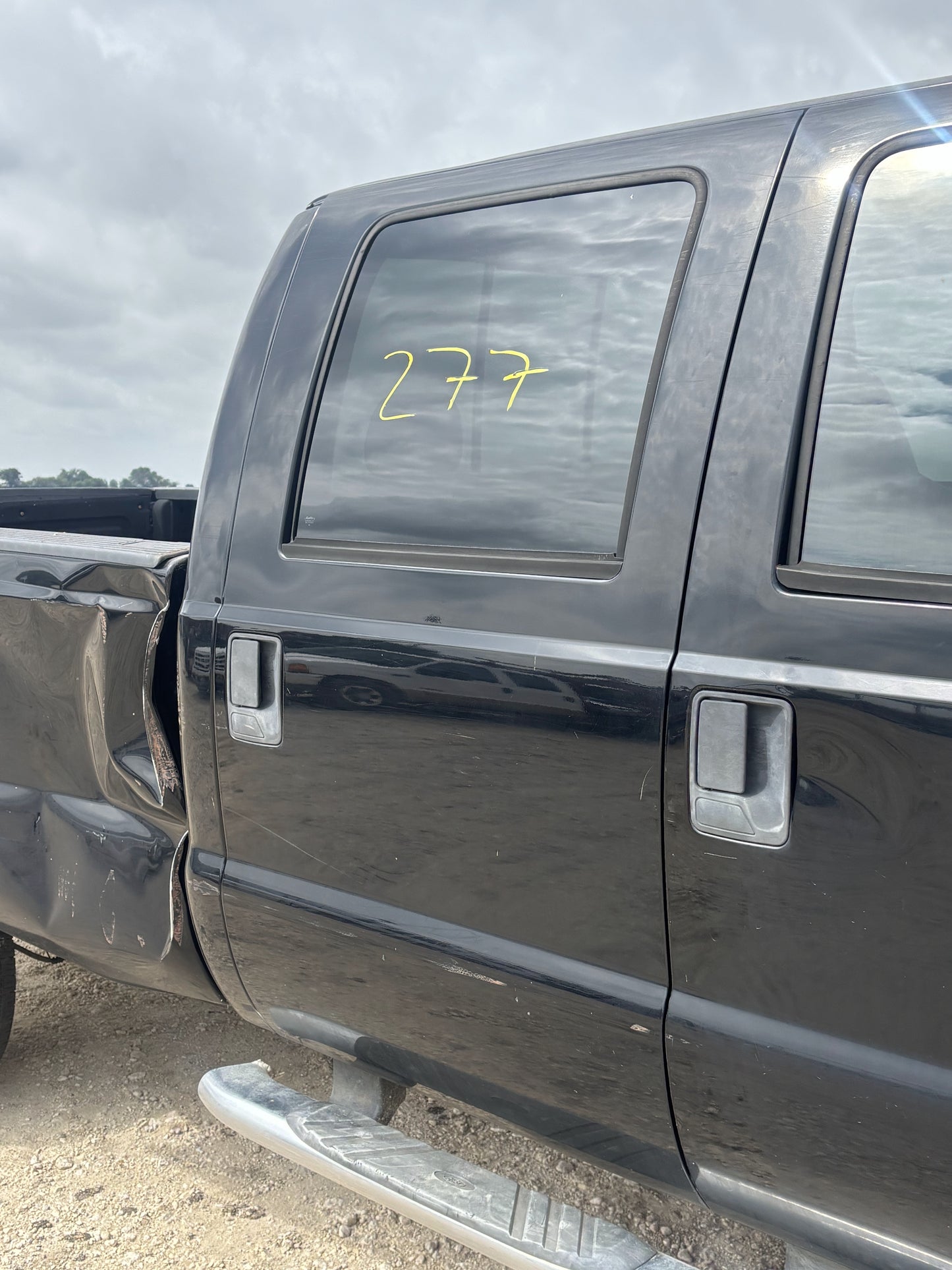 99-07 Ford F250 F350 Rear RH Right Passenger Crew Cab Door UD Black Electric