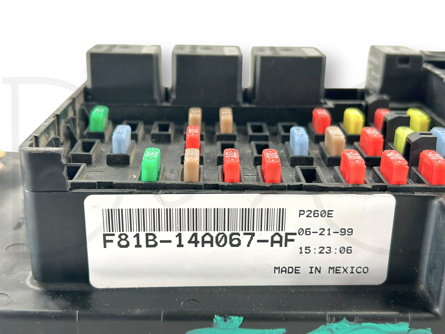 00-01 Ford F250 F350 Interior Dash Fuse Panel Relay Box F81B-14A067-Af *Blem*