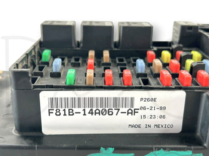 00-01 Ford F250 F350 Interior Dash Fuse Panel Relay Box F81B-14A067-Af *Blem*