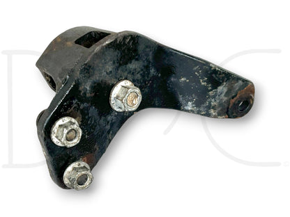 99-07 Ford F250 F350 2WD I-Beam Front Axle Pivot Mount Bracket Front RH Right