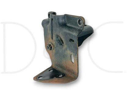 00-03 Ford F250 F350 LH Left Driver Front Leaf Spring Hanger Crash Bar Bracket