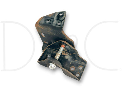 00-03 Ford F250 F350 RH Right Passenger Front Leaf Spring Hanger Beam Bracket