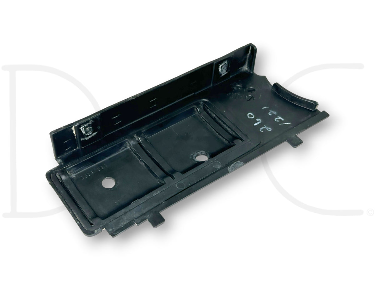 90-02 Chevy Kodiak Topkick 6500 7500 LH Left Dash Bezel Trim Panel OE 15550551