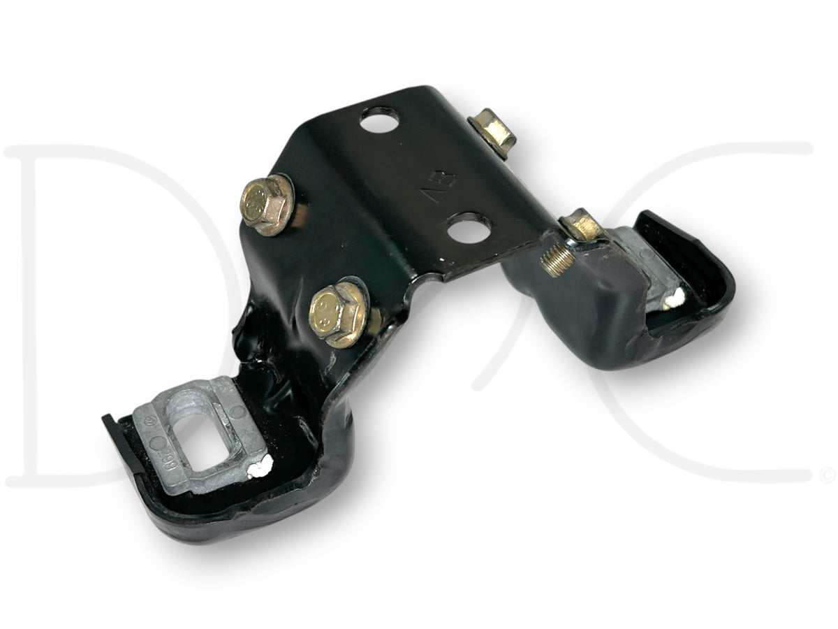90-02 Chevy Kodiak Topkick 6500 7500 Steering Column Mount Bracket Support OE