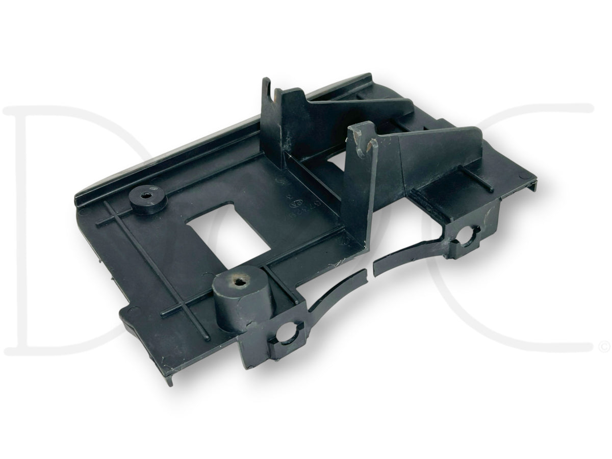 90-02 Chevy Kodiak Topkick 6500 7500 PCM ECM Computer Mount Retainer Bracket OE
