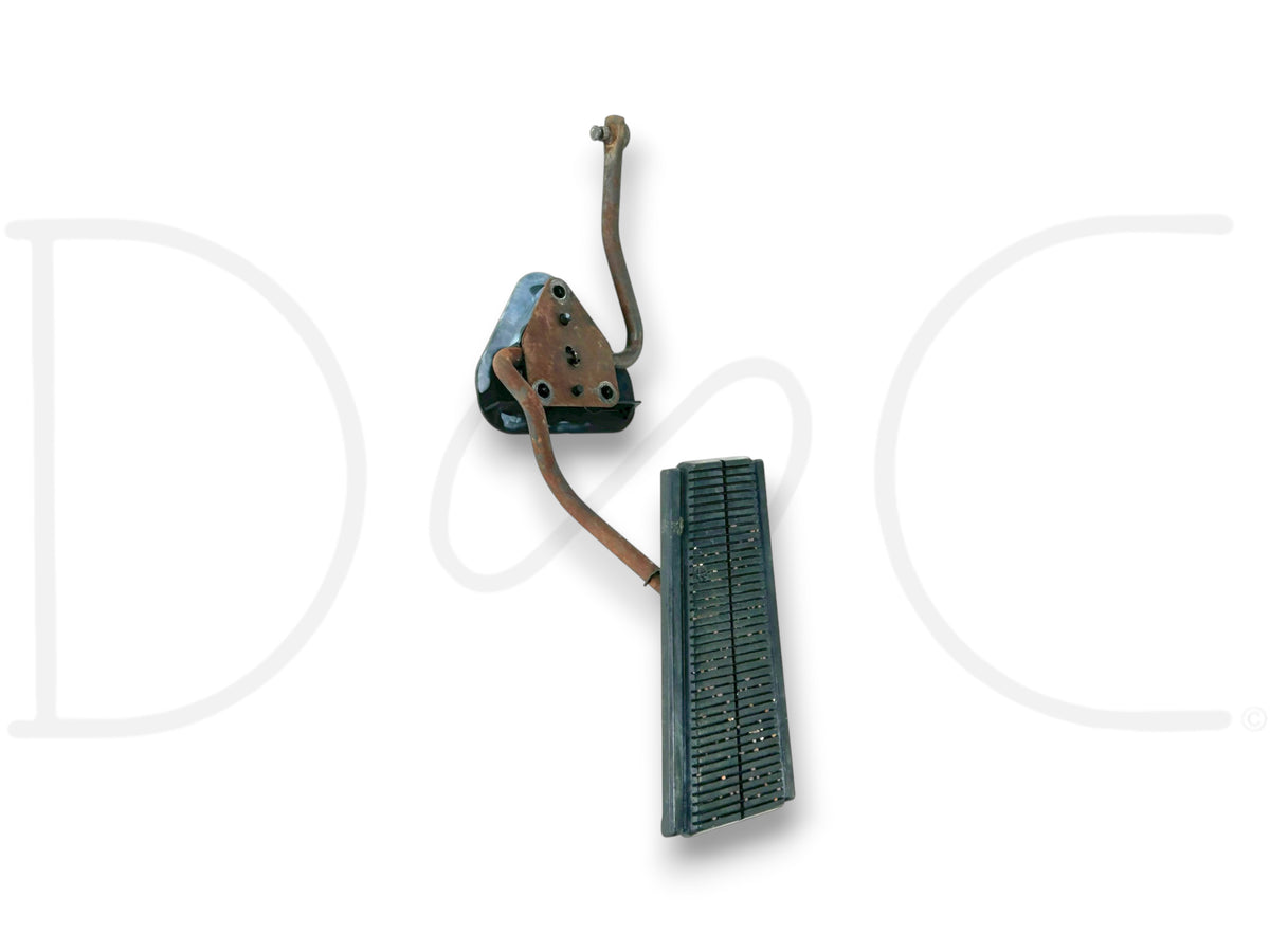 90-02 Chevy Kodiak Topkick 6500 7500 Accelerator Throttle Gas Pedal Assembly OE
