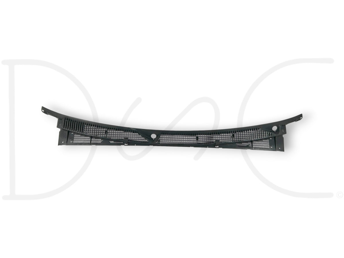 90-02 Chevy Kodiak Topkick 6500 7500 Windshield Wiper Cowl Panel Vent 15675985