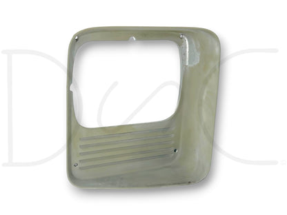90-02 Chevy Kodiak Topkick 6500 RH Right Headlight Trim Bezel Surround 15566896