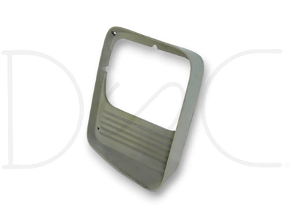 90-02 Chevy Kodiak Topkick 6500 RH Right Headlight Trim Bezel Surround 15566896