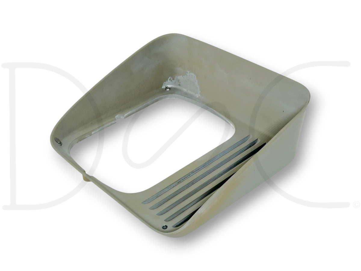 90-02 Chevy Kodiak Topkick 6500 RH Right Headlight Trim Bezel Surround 15566896
