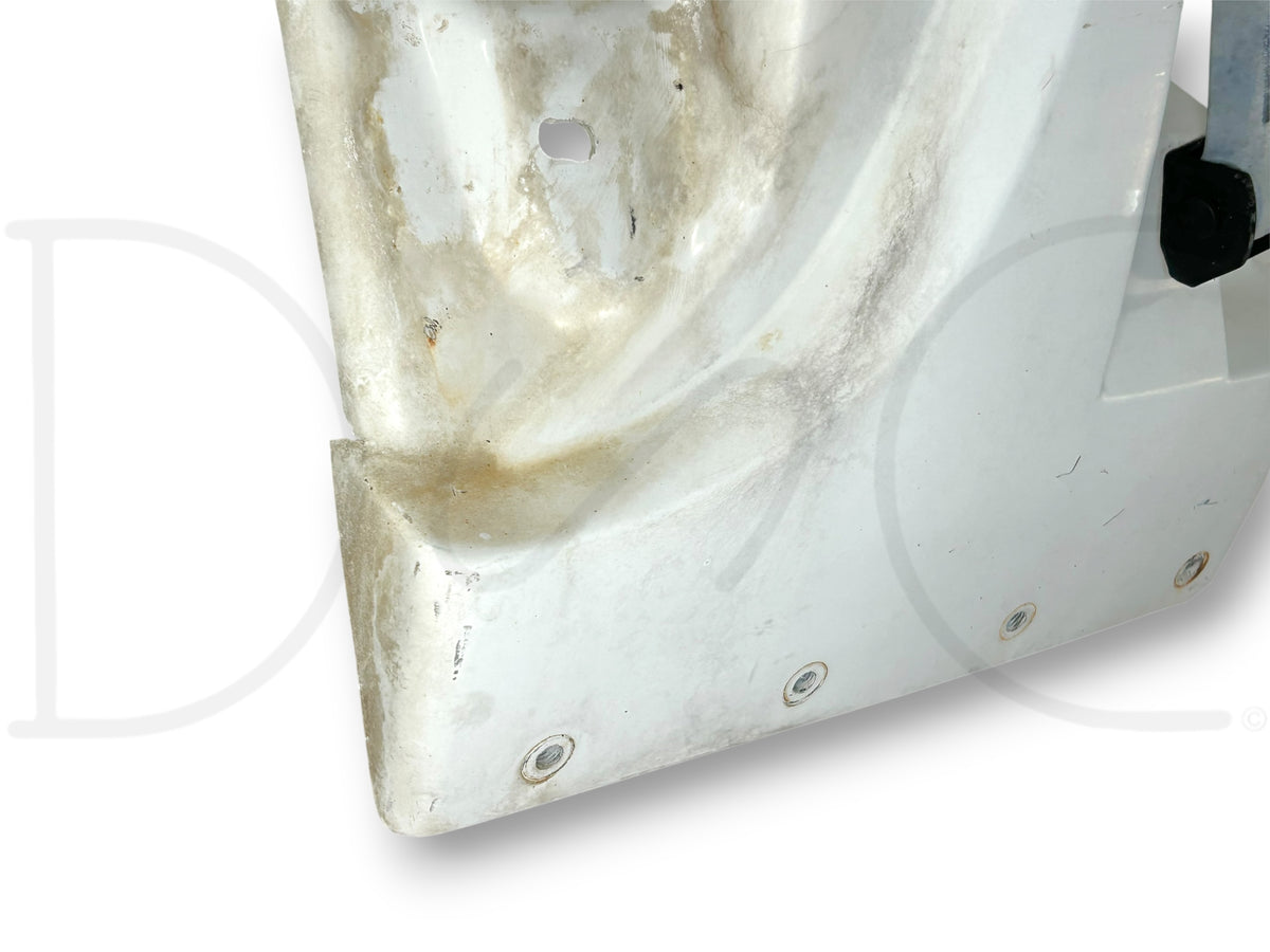 90-02 Chevy Kodiak Topkick RH Right Side Panel Fender Extension 15670942 *Blem*