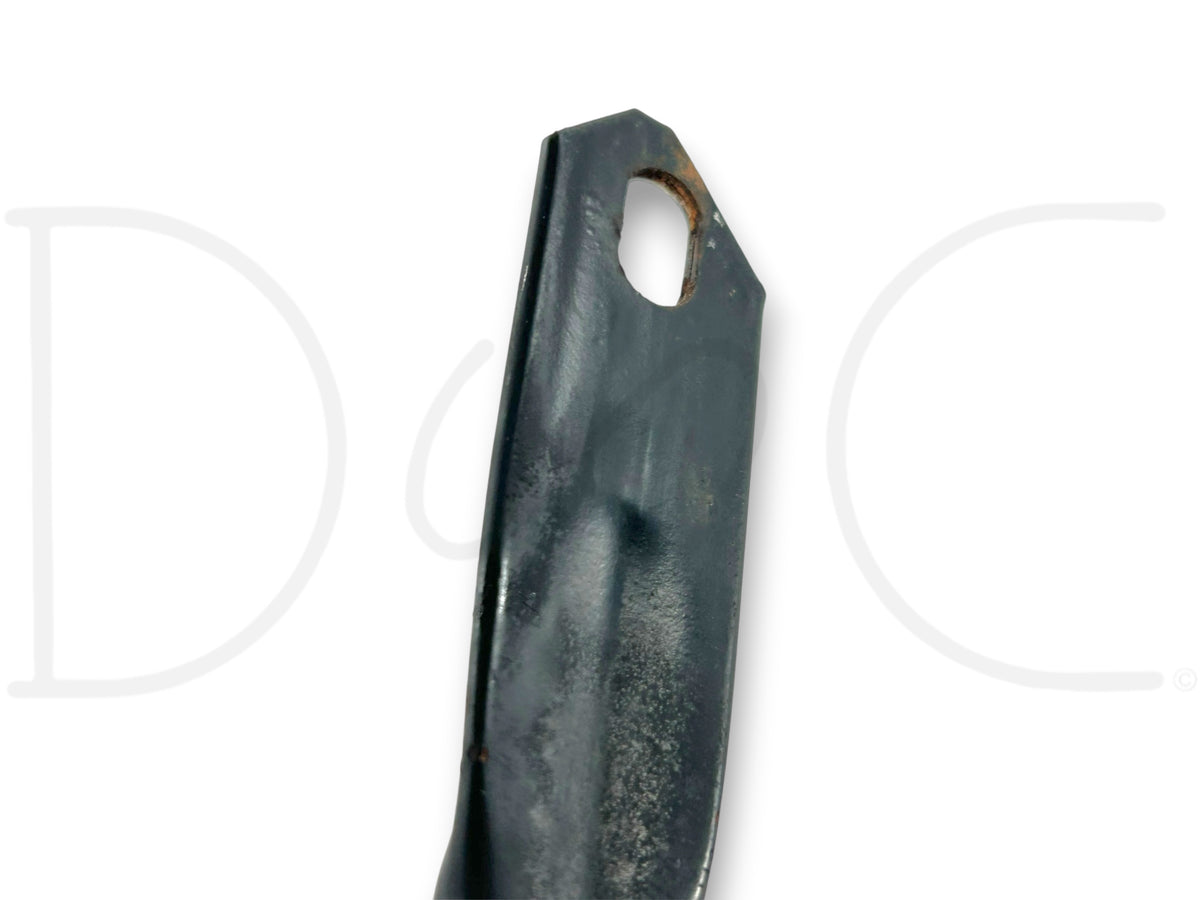 90-02 Chevy Kodiak Topkick RH Right Side Fender Extension Brace Support Bracket