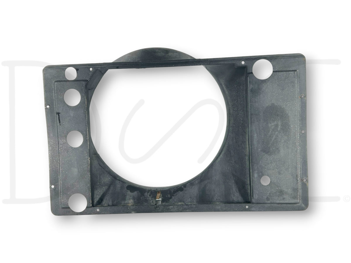 90-02 Chevy Kodiak Topkick Engine Radiator Fan Shroud OE 15654475