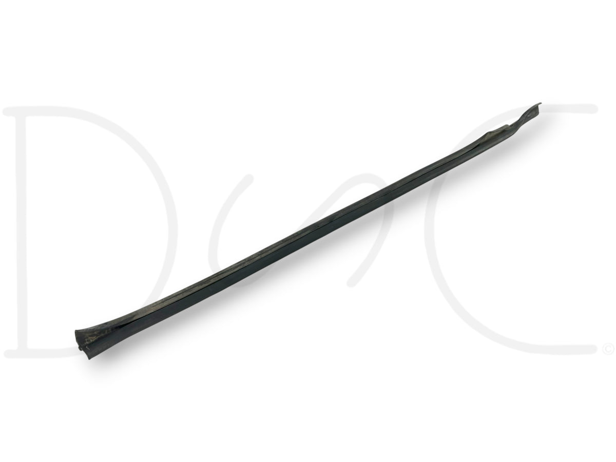90-02 Chevy Kodiak Topkick Hood To Cowl Weatherstripping Seal Weather Strip OE