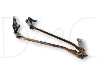 90-02 Chevy Kodiak Topkick Windshield Wiper Pivot Linkage Regulator Assembly