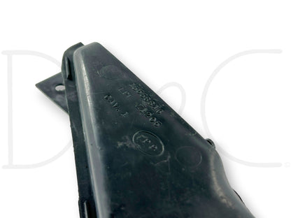 90-02 Chevy Kodiak Topkick RH Right Cowl Vent Plenum Drain Tube 15558816
