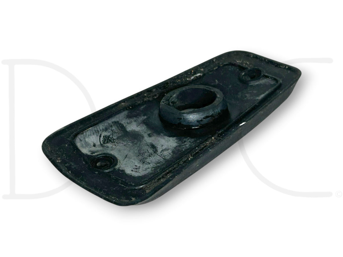 90-02 Chevy Kodiak Topkick Cab Clearance Marker Light Grommet Rubber Base Seal