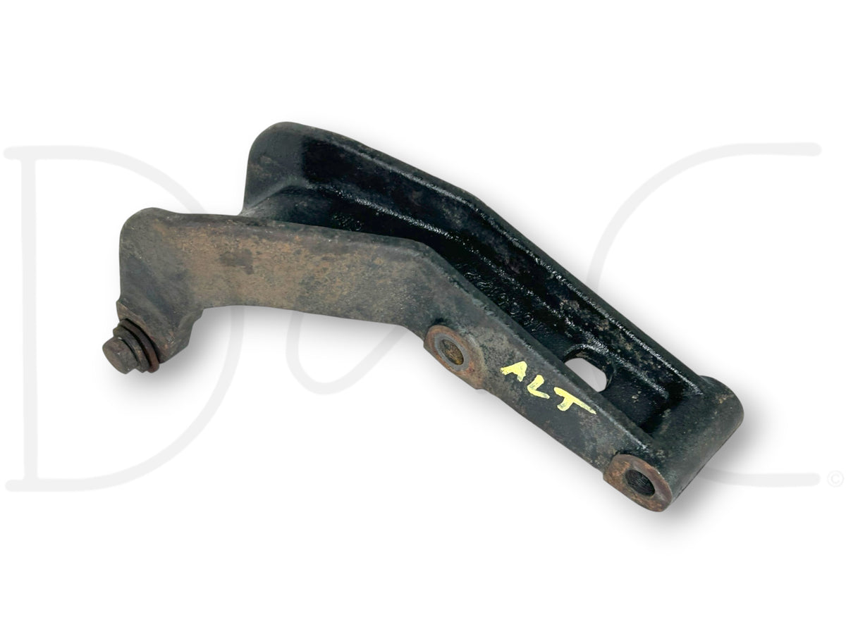 90-02 Chevy Kodiak Topkick 427 Alternator Mount Bracket 15651227