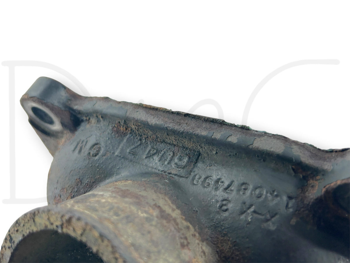 90-02 Chevy Kodiak Topkick 427 Dual Thermostat Housing Water Inlet Neck 14087498