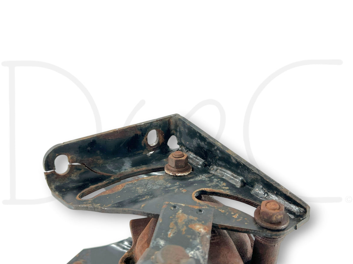 90-02 Chevy Kodiak Topkick 366 427 Power Steering Pump Bracket Assembly *Blem*