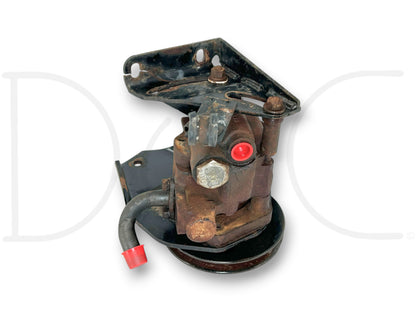 90-02 Chevy Kodiak Topkick 366 427 Power Steering Pump Bracket Assembly *Blem*