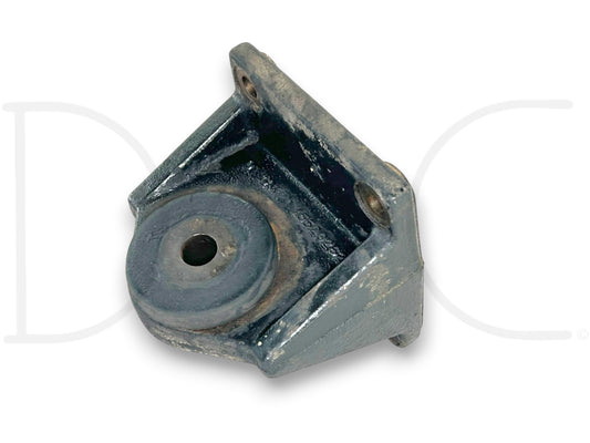 90-02 Chevy Kodiak Topkick 427 Rear Engine Motor Mount Frame Bracket 15520262