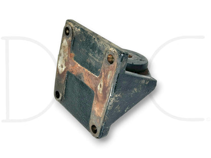 90-02 Chevy Kodiak Topkick 427 Rear Engine Motor Mount Frame Bracket 15520262