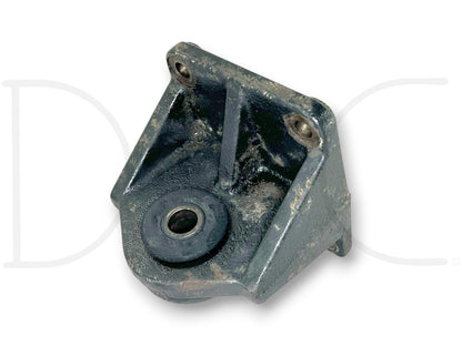 90-02 Chevy Kodiak Topkick 427 Rear Engine Motor Mount Frame Bracket 15520262
