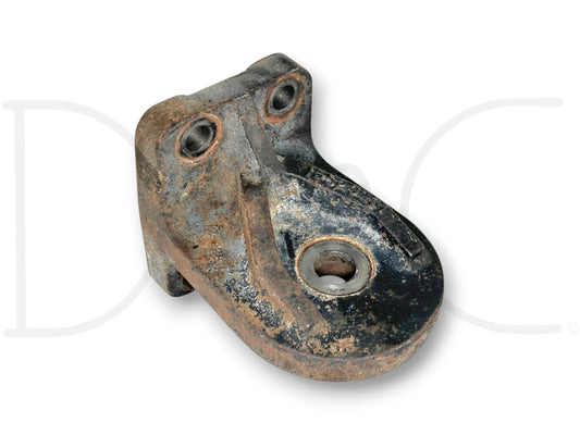 90-02 Chevy Kodiak Topkick Rear Engine Mount Flywheel Housing Bracket 15520261