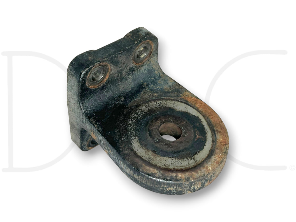 90-02 Chevy Kodiak Topkick Rear Engine Mount Flywheel Housing Bracket 15520261