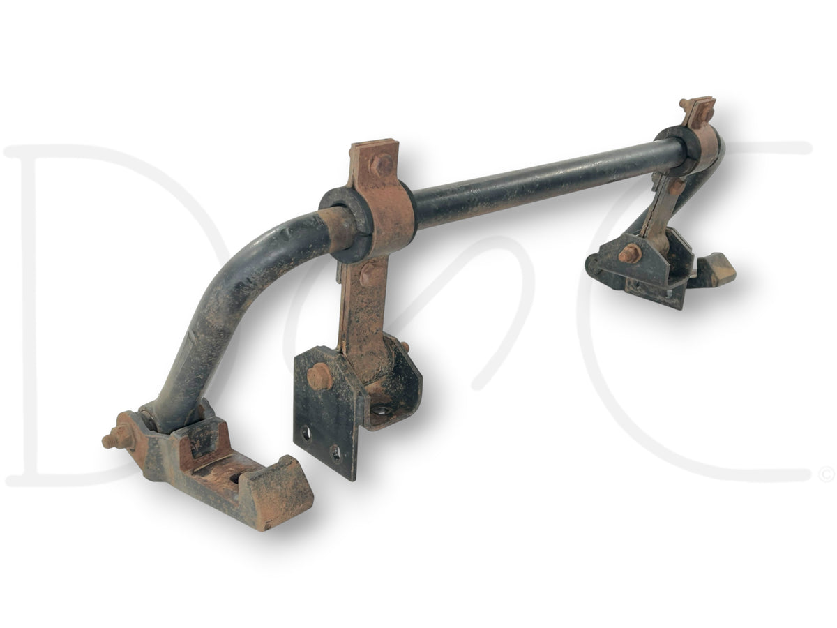 90-02 Chevy Kodiak GMC Topkick Rear Axle Stabilizer Sway Bar W/ Brackets
