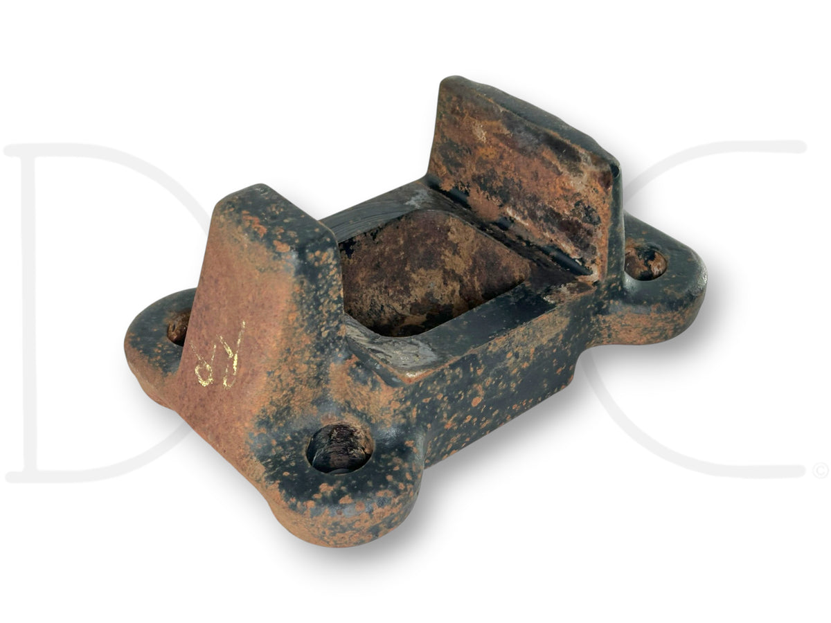 90-02 Chevy Kodiak GMC Topkick Rear Axle Leaf Spring U Bolt Lower Plate 15630877