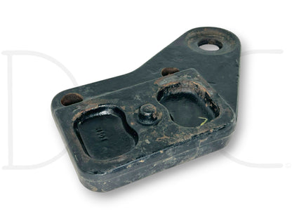 90-02 Chevy Kodiak GMC Topkick LH Left Front Lower Shock Mount Plate 15638749