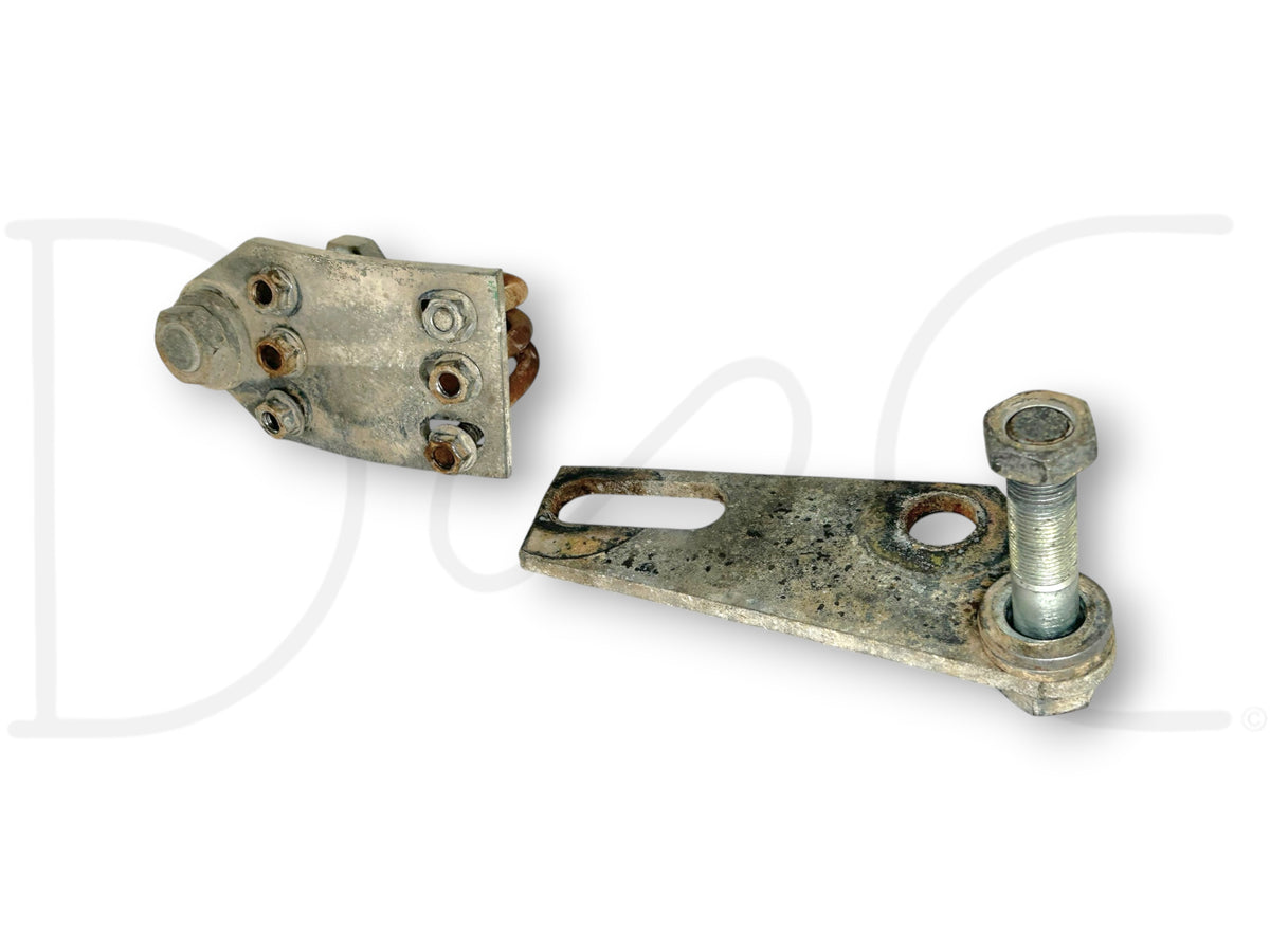 90-02 Chevy Kodiak GMC Topkick Steering Damper Stabilizer Mount Bracket Set