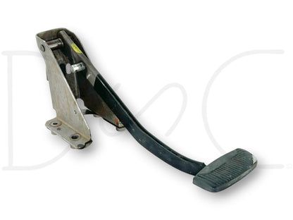 99-04 Ford F250 F350 Brake Pedal Assembly Auto Transmission OEM